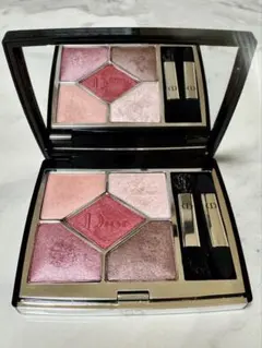 Dior サンククルールクチュール 879ルージュトラファルガー