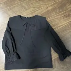 ZARAリボン付きブラックシャツ
