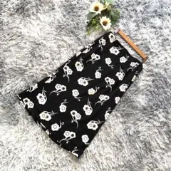 MICHEL KLEIN【M相当】花柄 スカート 黒 ひざ丈 ポリエステル素材