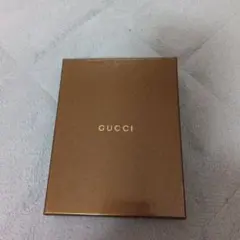GUCCI　ギフトボックス