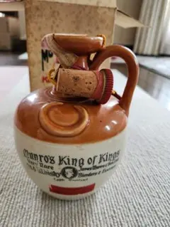Munro's King of Kings スコッチウイスキー 古酒 箱付 Munro's King of Kings スコッチウイスキー 古酒 箱付 - メルカリ
