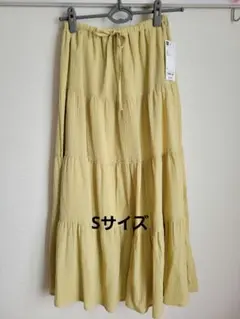 ◎新品◎GU　ジーユー　ティアードマキシスカート　イエロー　Sサイズ