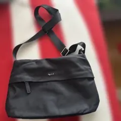 agnis b. ブラック サコッシュ　斜めがけバッグ