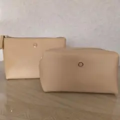 【新品未開封】エミレーツ航空　ビジネスクラス　アメニティ　ブルガリポーチ