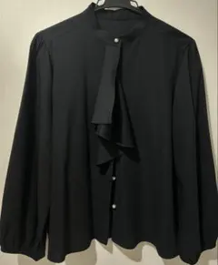 ANAYI フロントフリルブラウス ポリエステル 現行品 濃紺 38 - メルカリ