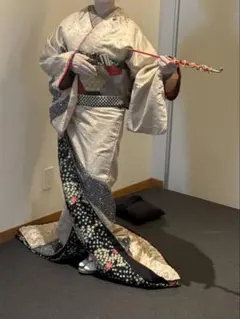 裾引き お引きのサムネイル
