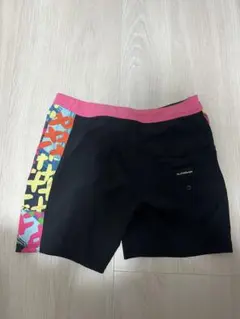 Quiksilver サーフパンツ カラフル