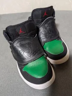 SKYJORDAN キッズスニーカー　 　ブラック/グリーン