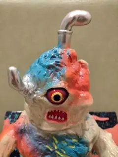 ソフビ　aaa vinyl toys　公害巨人　izumonster 安楽安作 ソフビ aaa vinyl toys 公害巨人 izumonster 安楽安作 - メルカリ