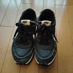Nike ブラックスニーカー23.5cm