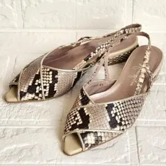 【美品✨】銀座かねまつ　オープントゥフラットサンダル　パイソン柄　23cm