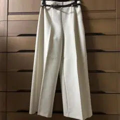 ZARA クリーム色 スラックス XS