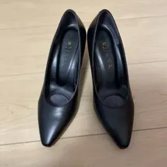 DIANA ポインテッドトゥ パンプス ブラック 23cmのサムネイル