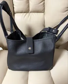 Item thumbnail for item ac3f19e1-e8c4-48af-b517-81343ccb4acb