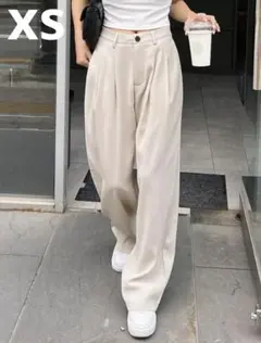 新品未使用 ストレートレッグカジュアルパンツ xs