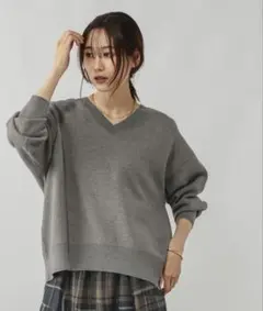 新品GLOBAL WORKスウェットライクVネックプルオーバー