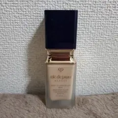 クレ・ド・ポーボーテ　タンフリュイドエクラ　マット　オークル10