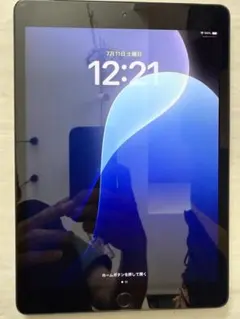 Apple iPad 第8世代 Wi-Fi + Cellular A2429のサムネイル