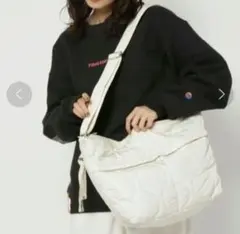 ニコアンド オリジナルロゴキルトショルダーバッグ