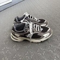 New Balance 725 スニーカー グレー ブラックのサムネイル