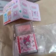 サンリオキャラクターズ　ローラー付き消しゴム風キーホルダー　マイメロディ