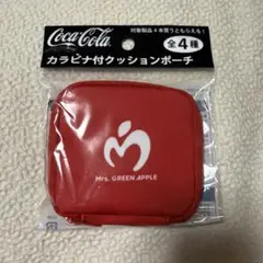 Mrs. GREEN APPLE コカ・コーラ カラビナ付クッションポーチ