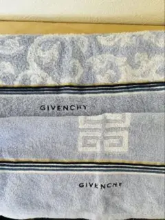 GIVENCHY フェイスタオル ハンカチ　2枚セット