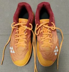 廃盤 YONEX POWER CUSHION 02 MID SHB02MD - メルカリ