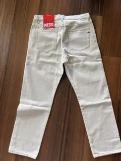 【新品タグ付】DIESEL ホワイトデニム W32 L30