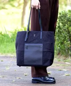 Item thumbnail for item 70b669c0-9096-4f4d-94f7-84a9b965d0b8