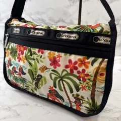 Item thumbnail for item 1fb2b5e9-4123-4de9-b300-93f9f393eb9b