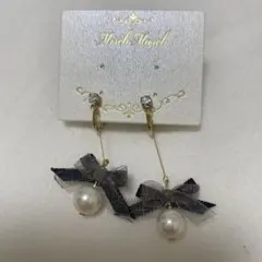 ⭐︎新品⭐︎MISCH MASCH イヤリング　リボン　パール　黒　紺のサムネイル