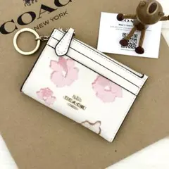 新品 正規品☆COAC コーチ キーケース ホワイト 花柄 キーケース