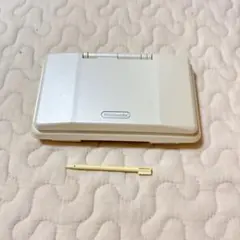 【正規品】Nintendo　ニンテンドーDS　本体　ピュアホワイト