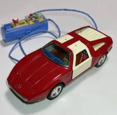 旧バンダイ　電動　リモコンカー　ブリキ 昭和レトロ1964年 バンダイ ハンドル・リモコン ブリキ玩具 電動 空中