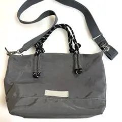 ショルダーバッグ