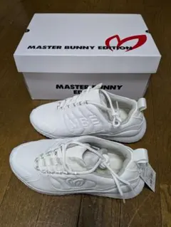 MASTER BUNNY EDITION ゴルフシューズ 23.5cmのサムネイル