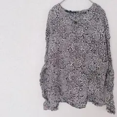 長袖シャツ レディース フラワーパターン 白 黒