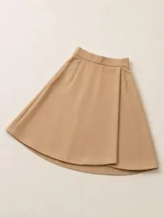 サイズ2 VICKY ベージュ フレアスカート ひざ丈 シンプル 無地のサムネイル