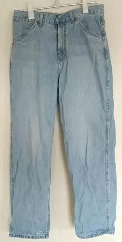 UNIQLO ライトブルー ストレートデニム