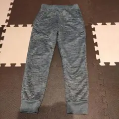 グレー ボトムス リブ付き　130センチ