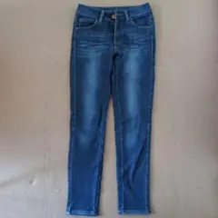 Item thumbnail for item db1b4d89-ad2d-484a-9f9f-2280cf4dbce2