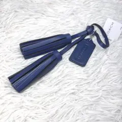 新品 COACH レガシー タッセル チャーム キーホルダー レザー 青