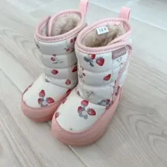 バースデイ フタフタ いちご柄 ベビーブーツ 13cm