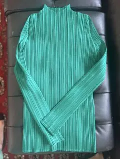 PLEATS PLEASE グリーン ハイネック 長袖
