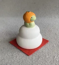 【お正月飾り】ヘビの鏡餅／貯金箱・置物のサムネイル