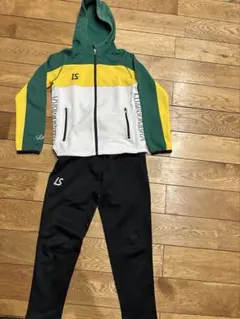 ルースイソンブラ ジャージ上下130センチ