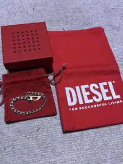 DIESEL 美品グレン期現行モデルDロゴブレスレット - メルカリ