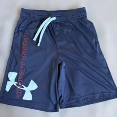 UNDER ARMOUR ネイビーショートパンツ YLG