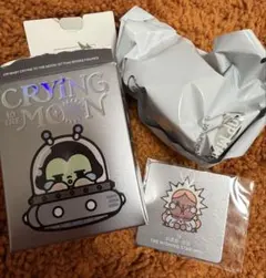 シークレットCRYING TO THE MOONSITTING SERIES